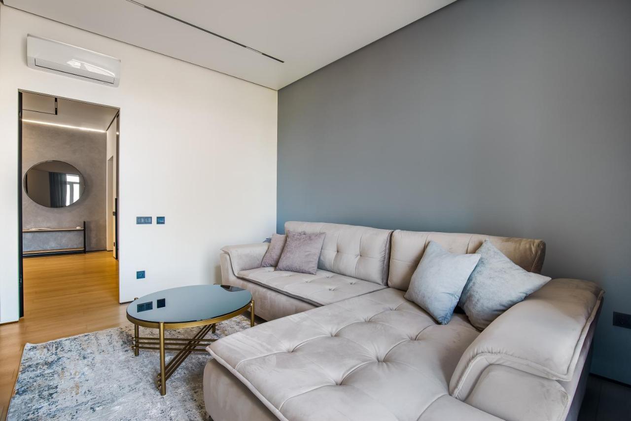 Luxury Waterfront 3-Bedrooms Apartment Odesa Exterior photo